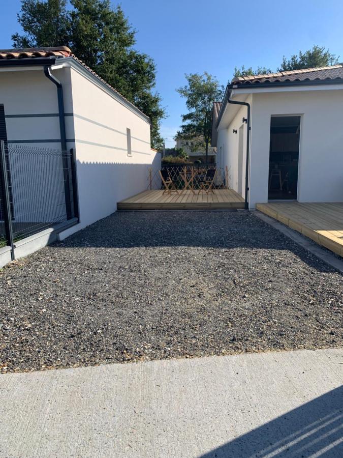 Charmant Logement Neuf Hourtin Exterior photo